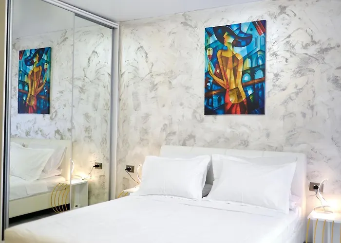 Daire Color In Nord10 - Pool & Playground Mamaia