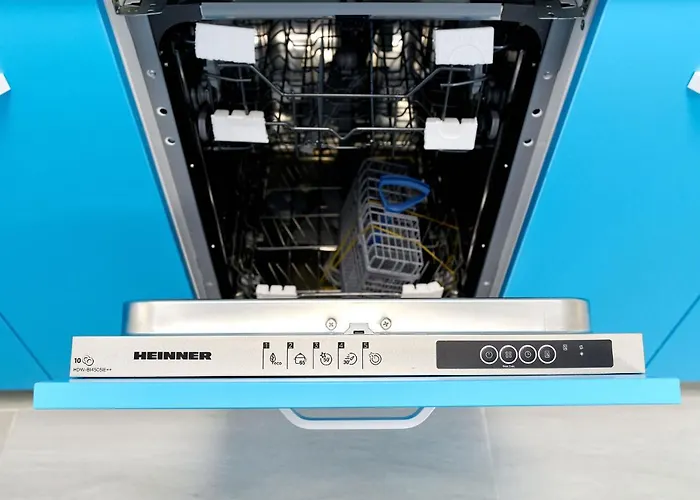 Color In Nord10 - Pool & Playground Daire Mamaia