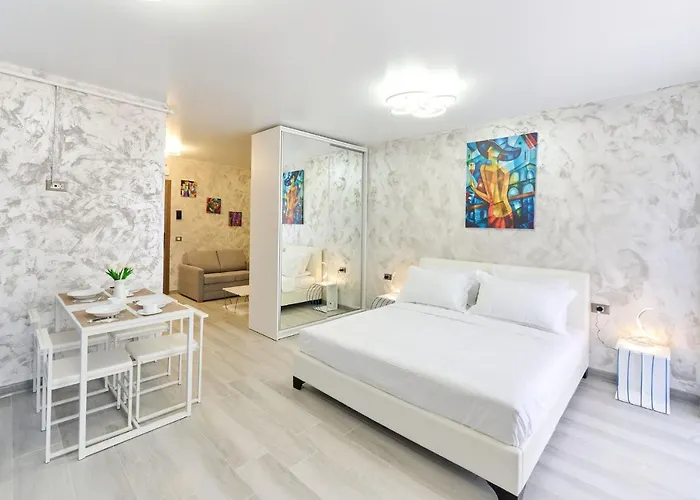 Color In Nord10 - Pool & Playground * Mamaia