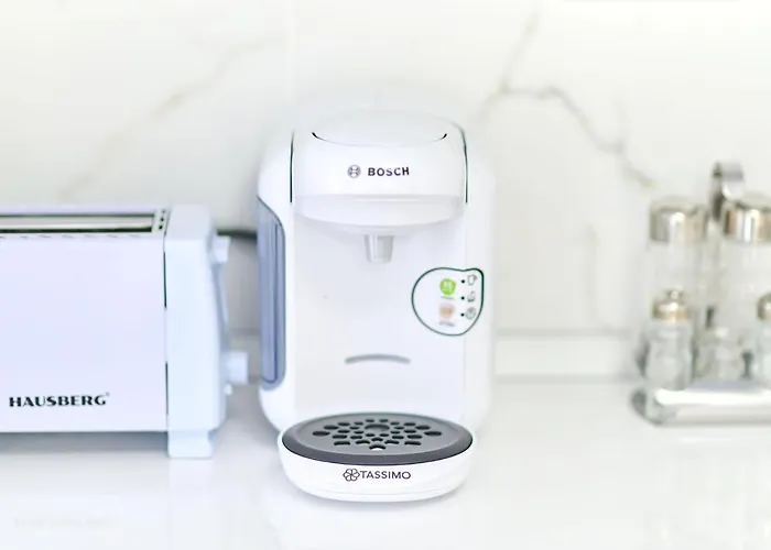 Color In Nord10 - Pool & Playground * Mamaia