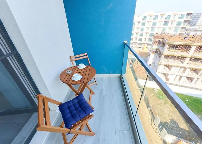 Color In Nord10 - Pool & Playground Daire