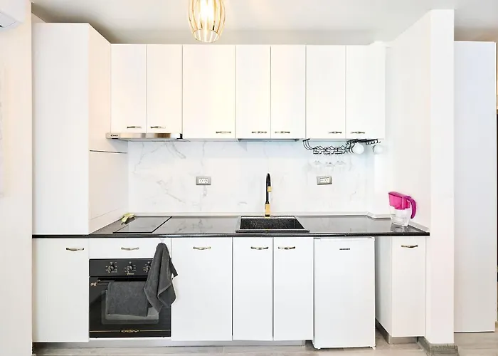 Color In Nord10 - Pool & Playground *