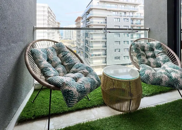 Color In Nord10 - Pool & Playground