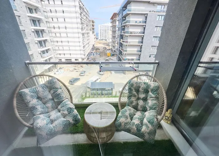 Daire Color In Nord10 - Pool & Playground Mamaia