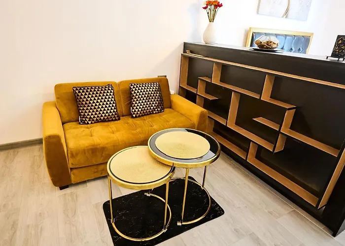 Color In Nord10 - Pool & Playground