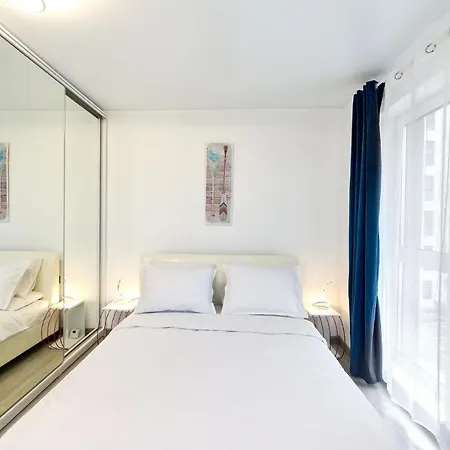 Color In Nord10 - Pool & Playground Apartament Mamaia