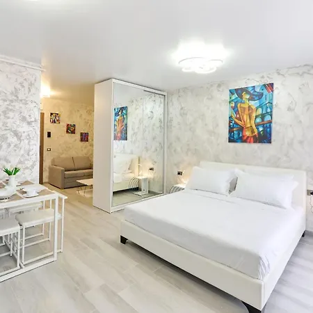 Color In Nord10 - Pool & Playground * Mamaia