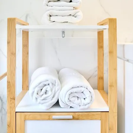 Color In Nord10 - Pool & Playground * Mamaia